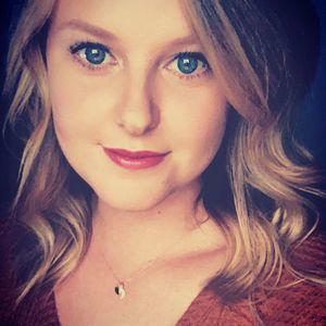 Meet your Posher, Carly